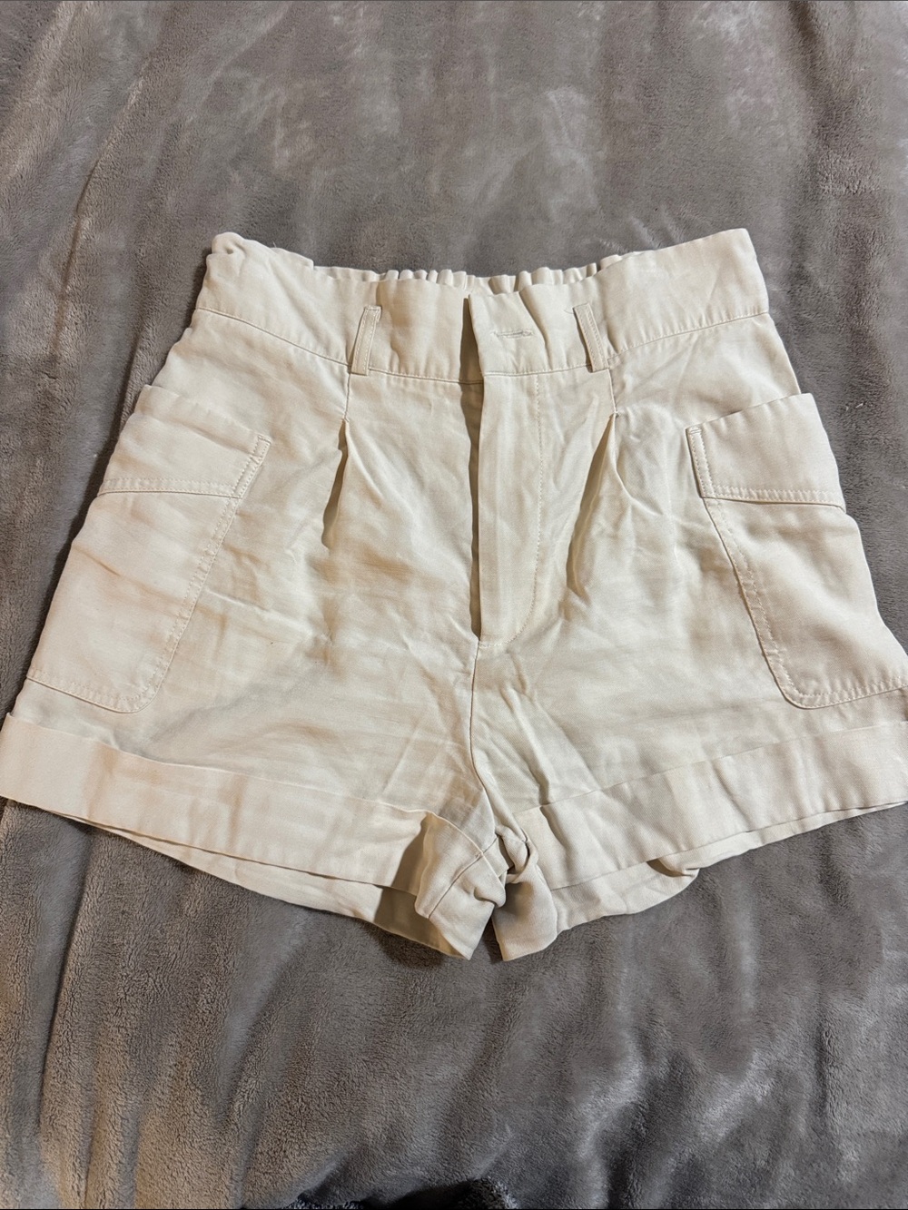 Steve Madden High-Waist Cream Utility Shorts